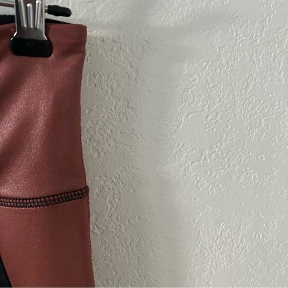 Athleta Salutation Colorblock Asym 7/8 Leggings In Powervita - Picture 6 of 10